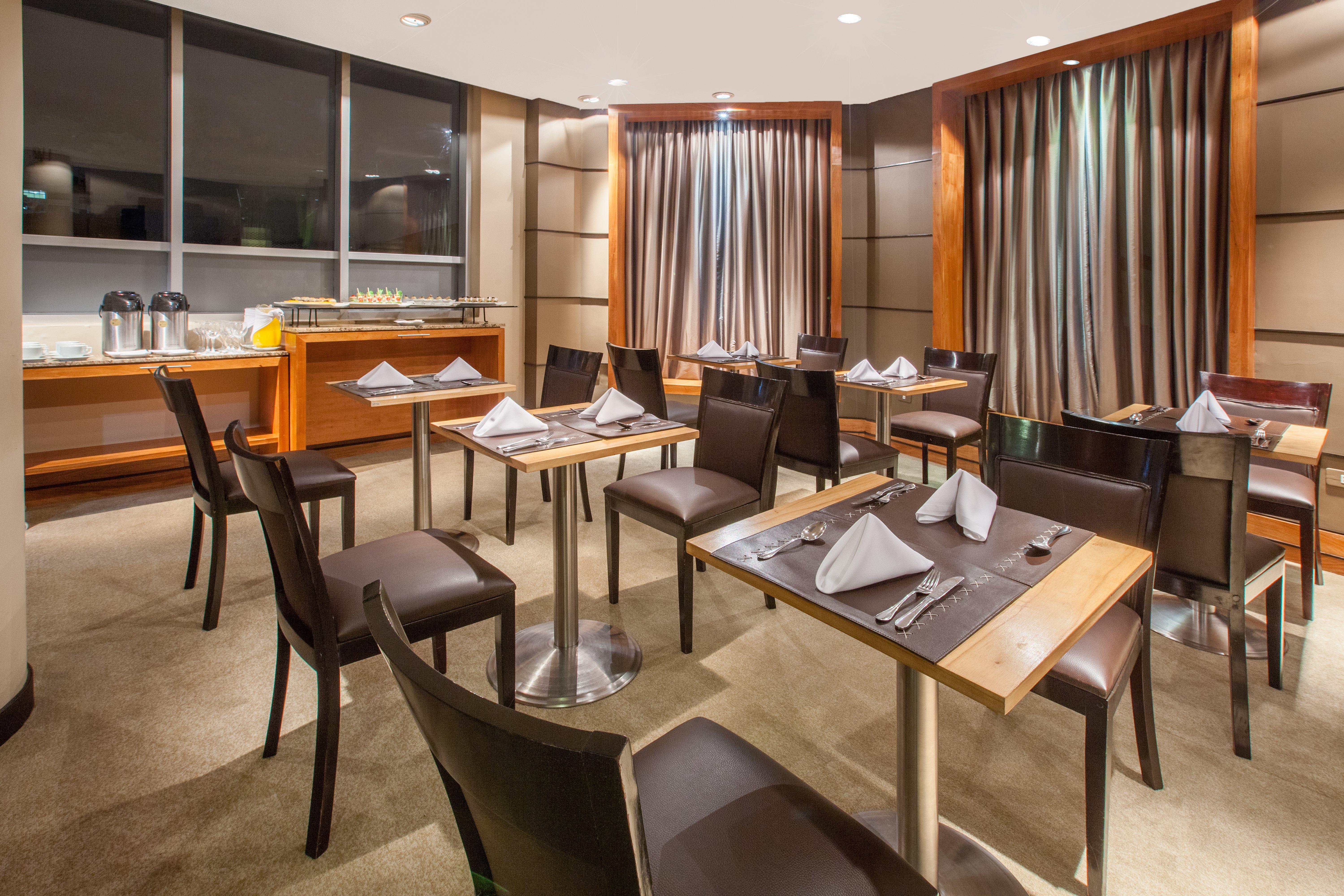 Отель Crowne Plaza Asuncion By Ihg Экстерьер фото