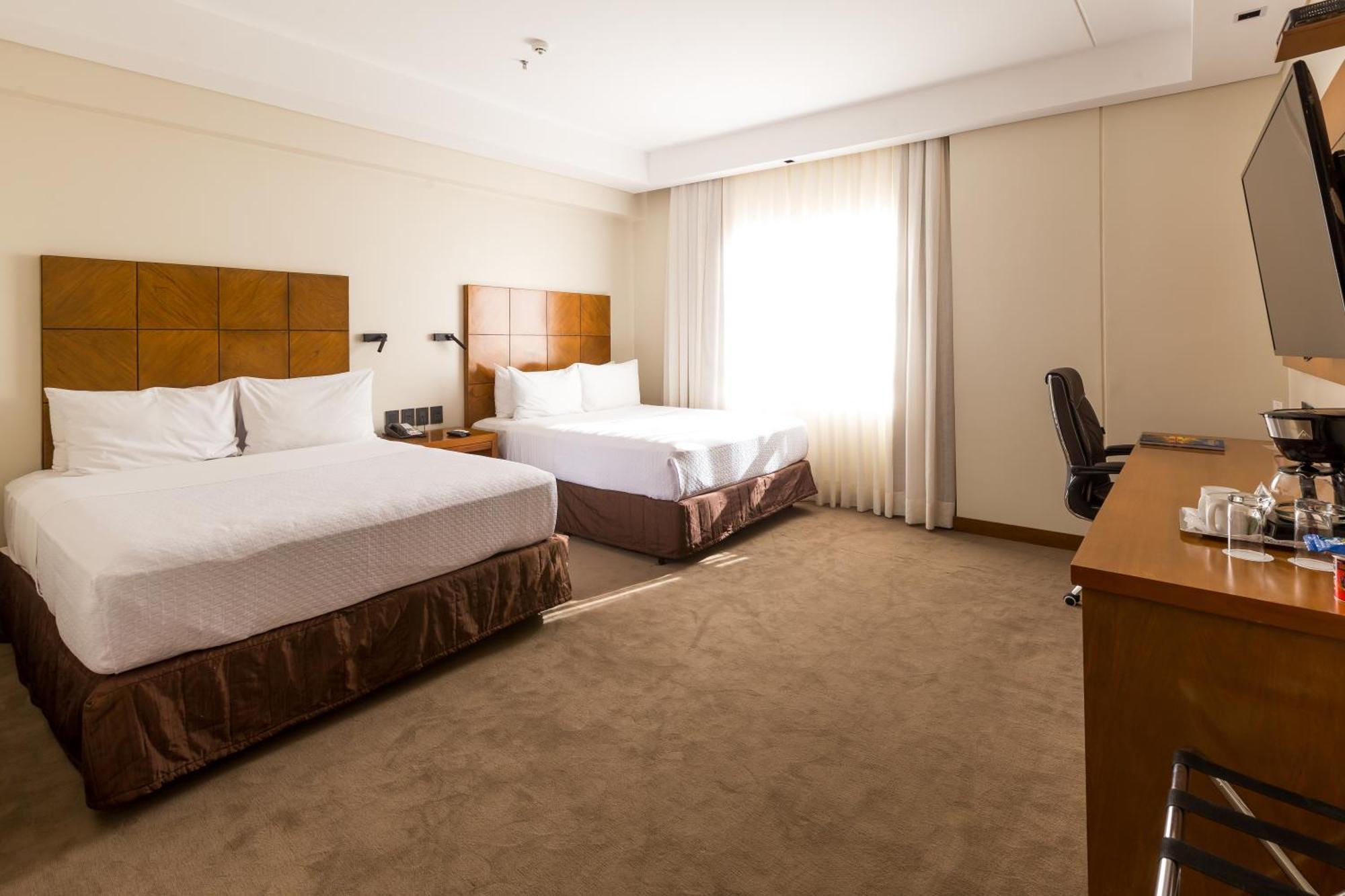 Отель Crowne Plaza Asuncion By Ihg Экстерьер фото