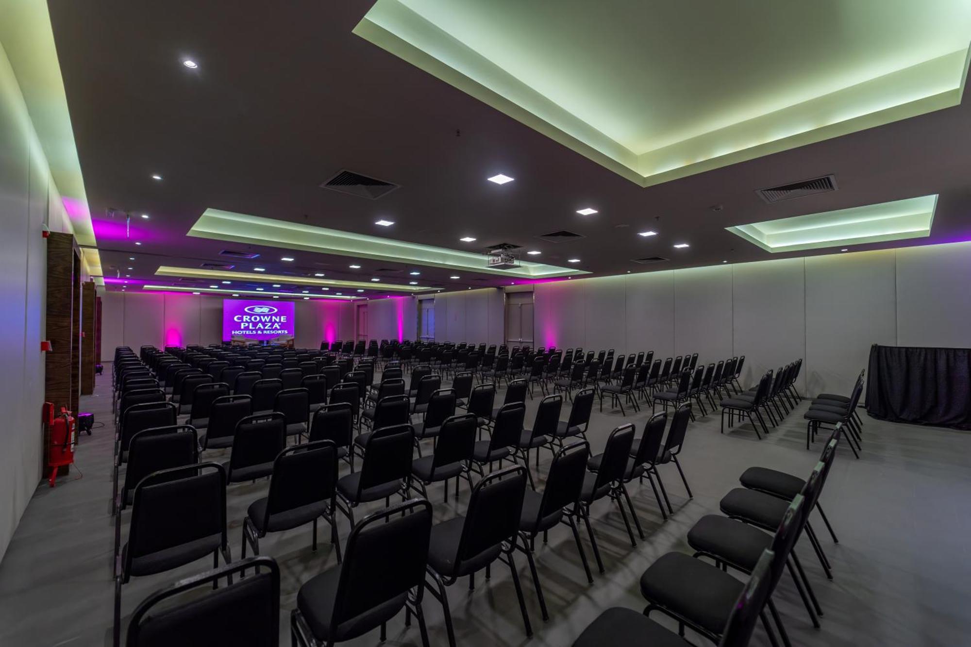 Отель Crowne Plaza Asuncion By Ihg Экстерьер фото