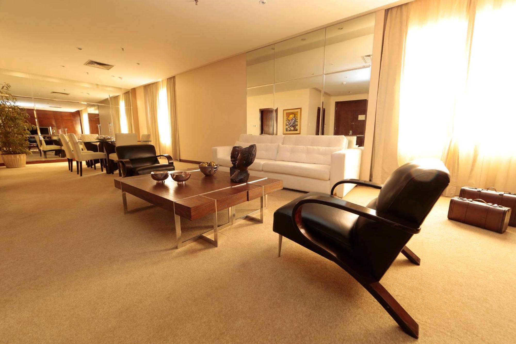 Отель Crowne Plaza Asuncion By Ihg Экстерьер фото